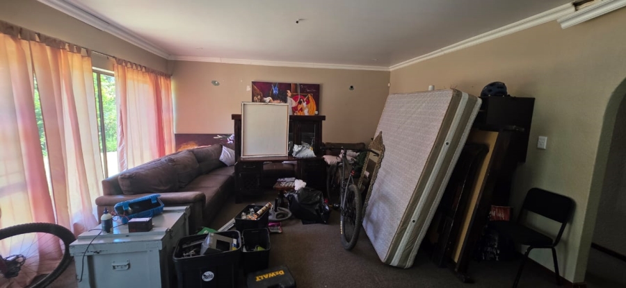 5 Bedroom Property for Sale in Wilkoppies North West